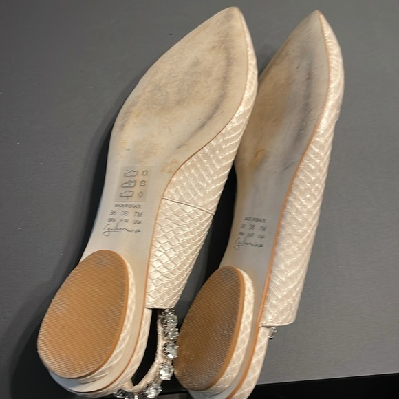 Guilhermina Embossed Leather Flats Size7 Cream Bedazzled Elegance Relaxed Luxury - Picture 11 of 13